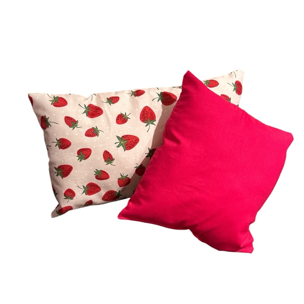 Strawberry Print and Pink Hand Crafted Purse Pillow Set New 16x9.5 ish ❤️😉